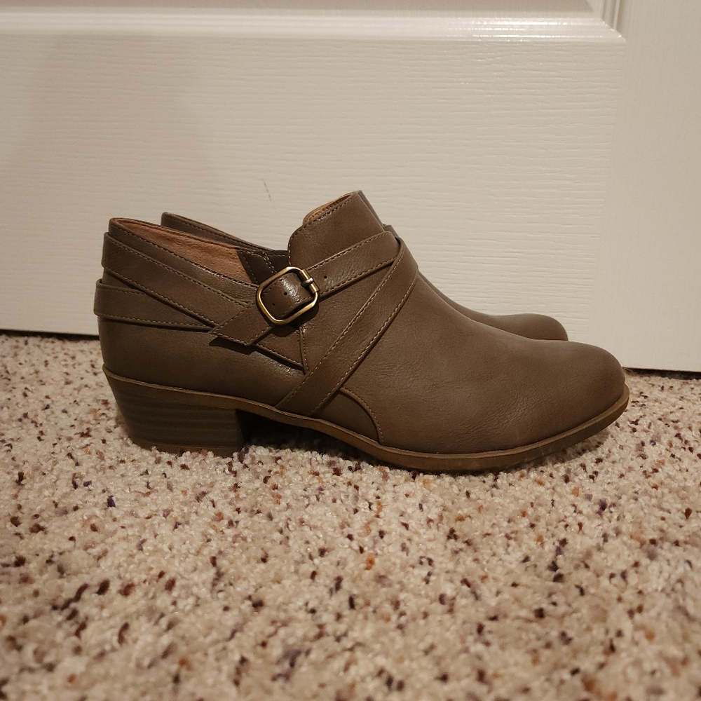 Lifestride Adley Bootie - New w/o tags